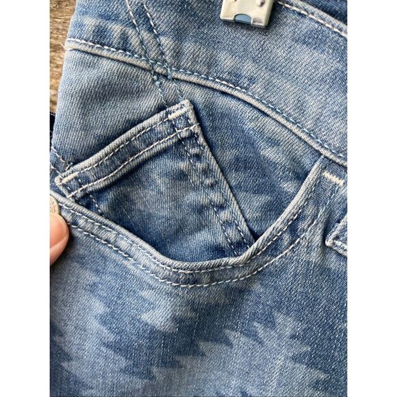 NWT Rock & Republic Aztec print size 12 Berlin skinny jeans. - Picture 9 of 12